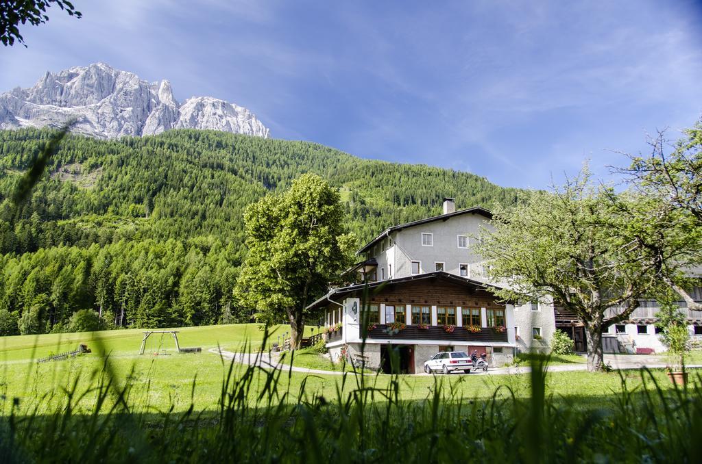 Landgasthof Kreithof Hotel Tristach Exterior photo